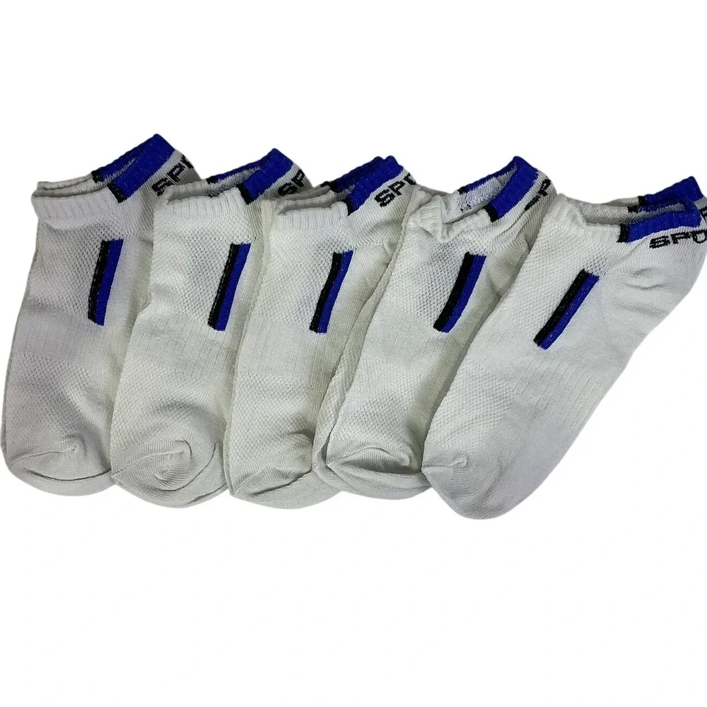 The Unbranded Brand men white